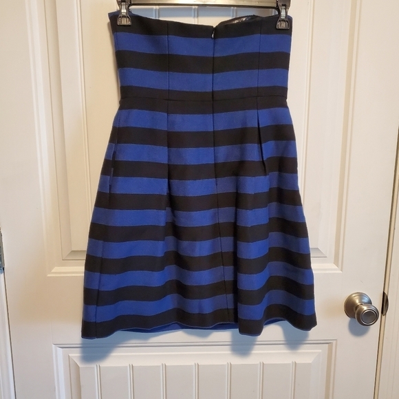 Trina Turk Black and Blue Striped Strapless Dress Size 8 - Picture 5 of 9